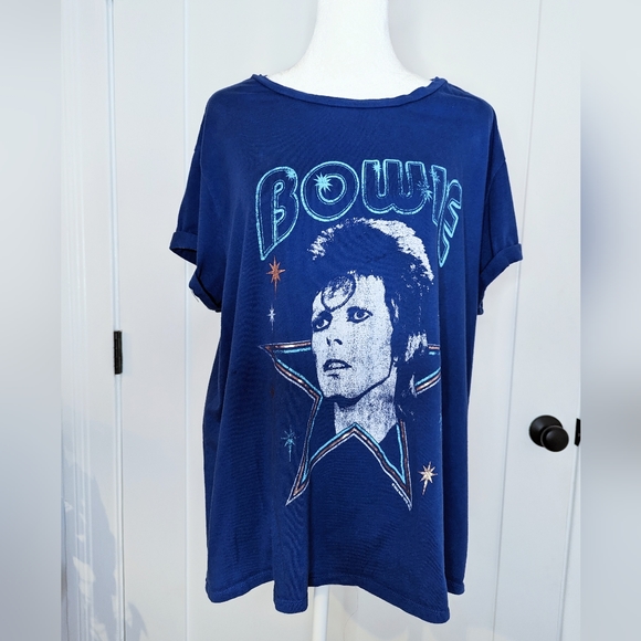 Lucky Brand Tops - Lucky Brand David Bowie rolled sleeve T-shirt - XL